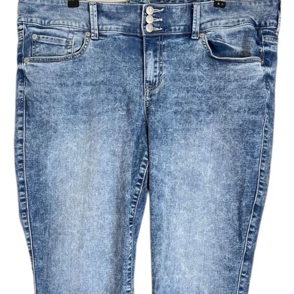 Torrid  Acid Wash Super Soft Mid-Rise Skinny Jean Jegging 18S - Picture 6 of 9